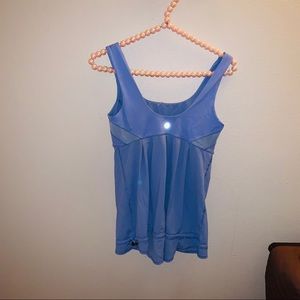 Lululemon hustle and bustle size 6 tank